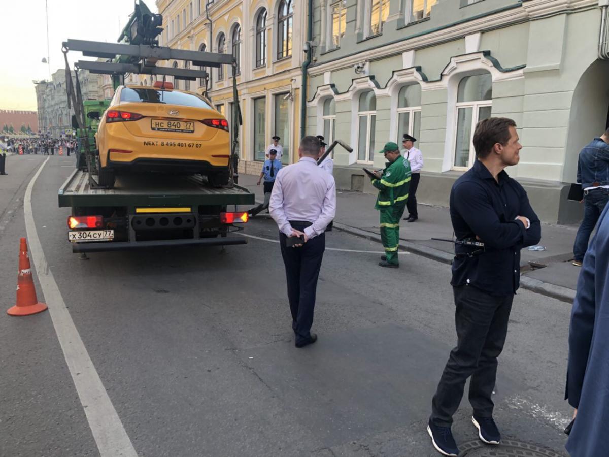 ДТП с такси на Ильинке